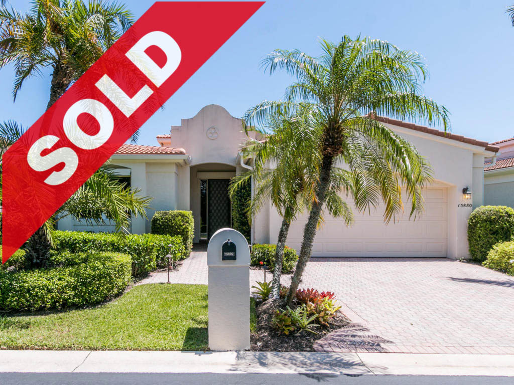 Jonathan’s Landing Lakefront 3 BR Home Sold November 2016