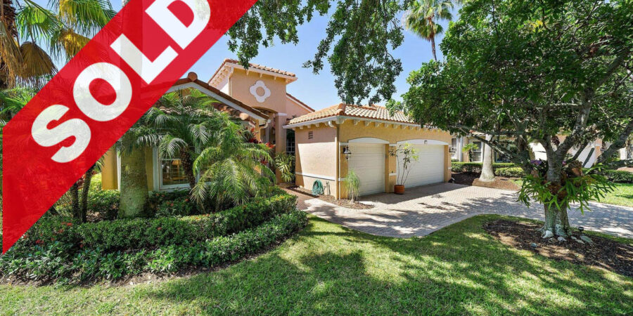 This 3 bedroom 3 bath Jonathan's landing home sold for $800,000