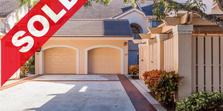 SOLD! Jonathan's Landing 3 Bedroom West Bay Condo For Sale - 16000 West Bay Drive #258, Jupiter, FL 33477