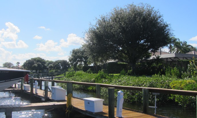 Bay Head is a real estate community within Jonathan's Landing offering waterfront single family homes with private boat docks available