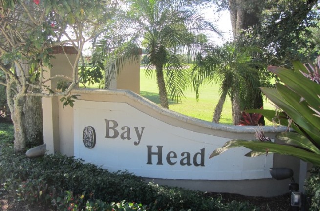 Bay Head is a real estate community within Jonathan's Landing in Jupiter, Florida offering stunning waterfront single family homes