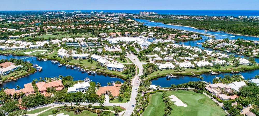 Admirals Cove Club Cottages and Captains Way condos in Jupiter, Florida