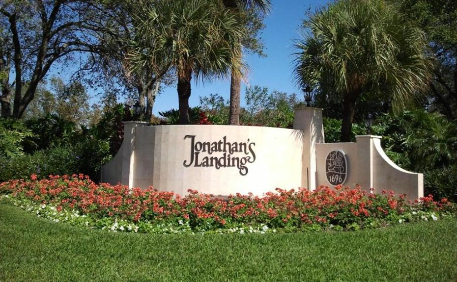 Jonathan's Landing entrance sign Jupiter, Florida